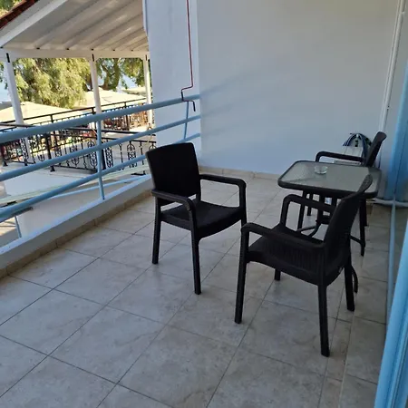 Orizontas Seaview Maisonette *